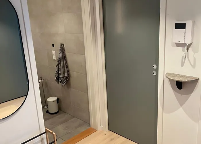 Apartment Urban Resident By The Ferry *